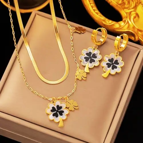 Conjunto Feminino Trevo – Colar 55cm e Brincos 3cm em Aço Inoxidável 316L
