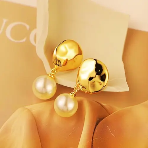 LOMISS Brincos Femininos Folheados a Ouro 18K Detalhados com Pérola