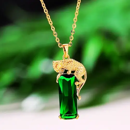 Colar Leopardo Feminino Animale Banhado a Ouro 18k - Aço Inoxidável com Zircônia Verde